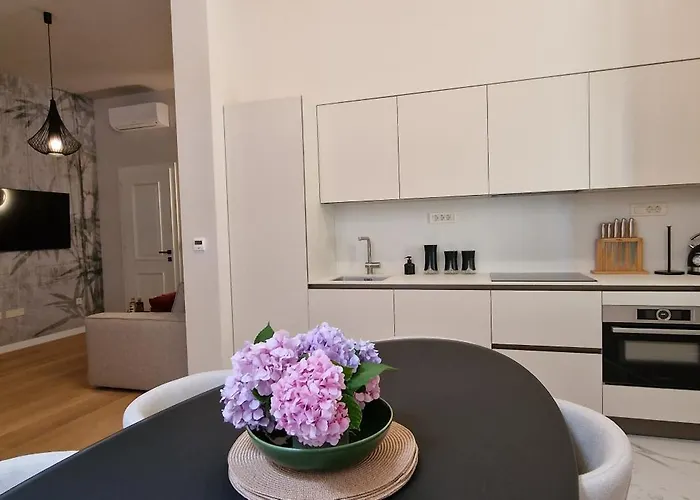 Luxury Nobile With Private Parking Apartamento Opatija