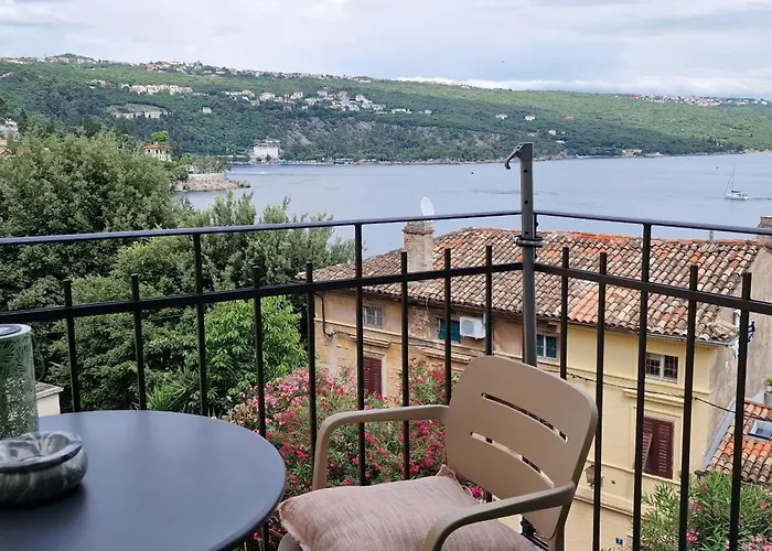 Luxury Nobile With Private Parking *