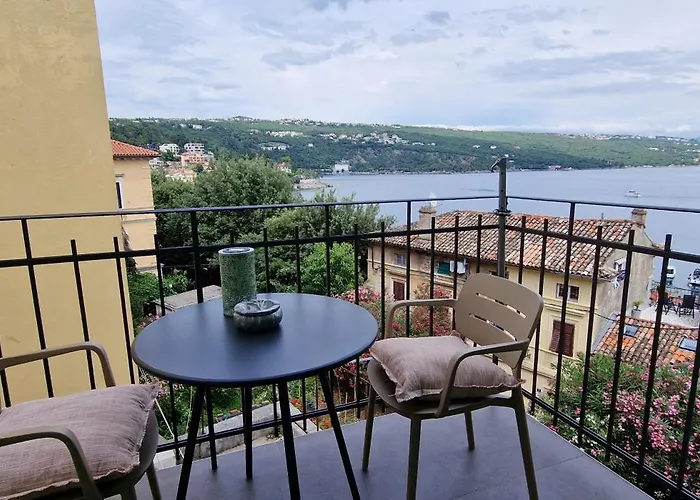 Luxury Nobile With Private Parking