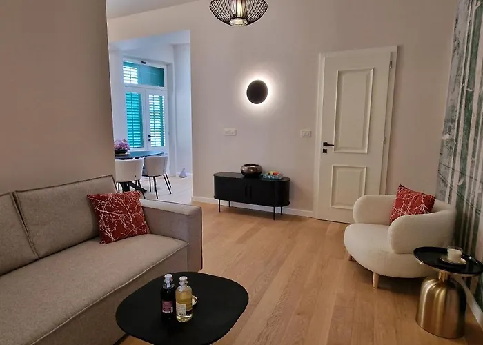 Apartment Luxury Nobile With Private Parking