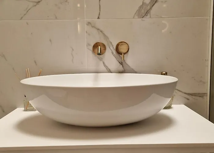 Luxury Nobile With Private Parking Apartment