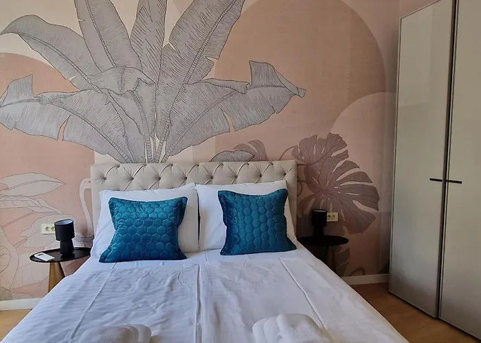 Luxury Nobile With Private Parking