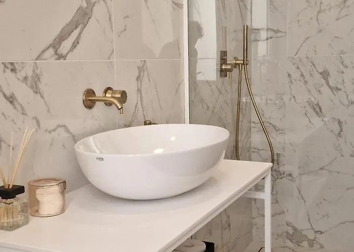 Luxury Nobile With Private Parking Apartment